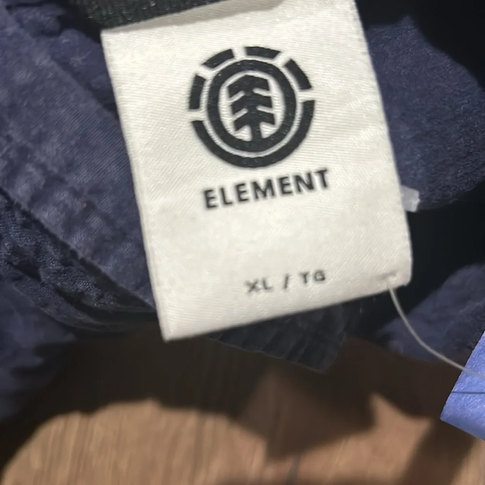 Element Vintage Button up shirt ! XL